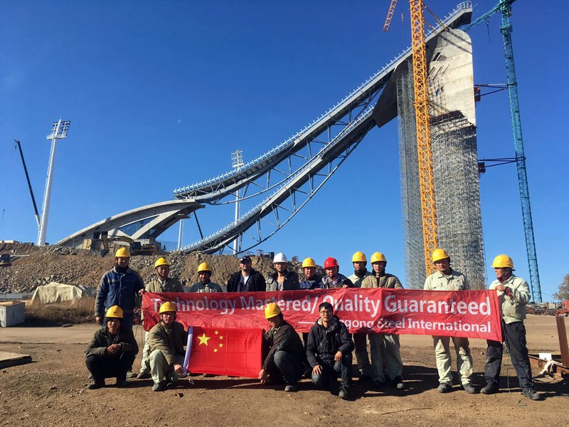 1539149913349588.jpg 施工团队合影留念_副本.jpg