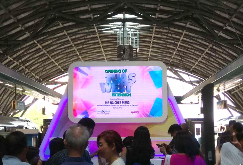 1539161105132102.jpg 大士西站内景.jpg